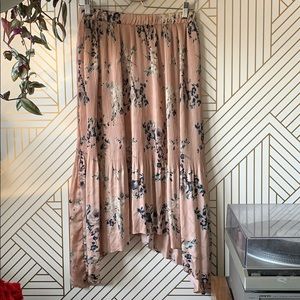 NWOT melrose & market floral shark bite skirt